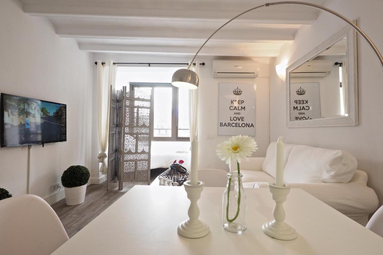 The White Flats Sant Antoni Apartment Barcelona Bagian luar foto