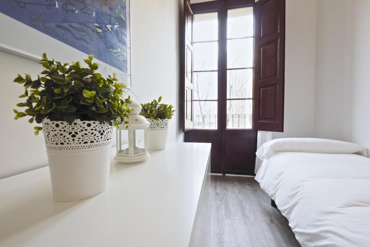 The White Flats Sant Antoni Apartment Barcelona Bagian luar foto