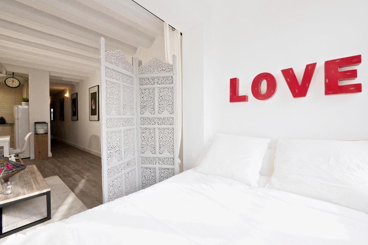 The White Flats Sant Antoni Apartment Barcelona Bagian luar foto