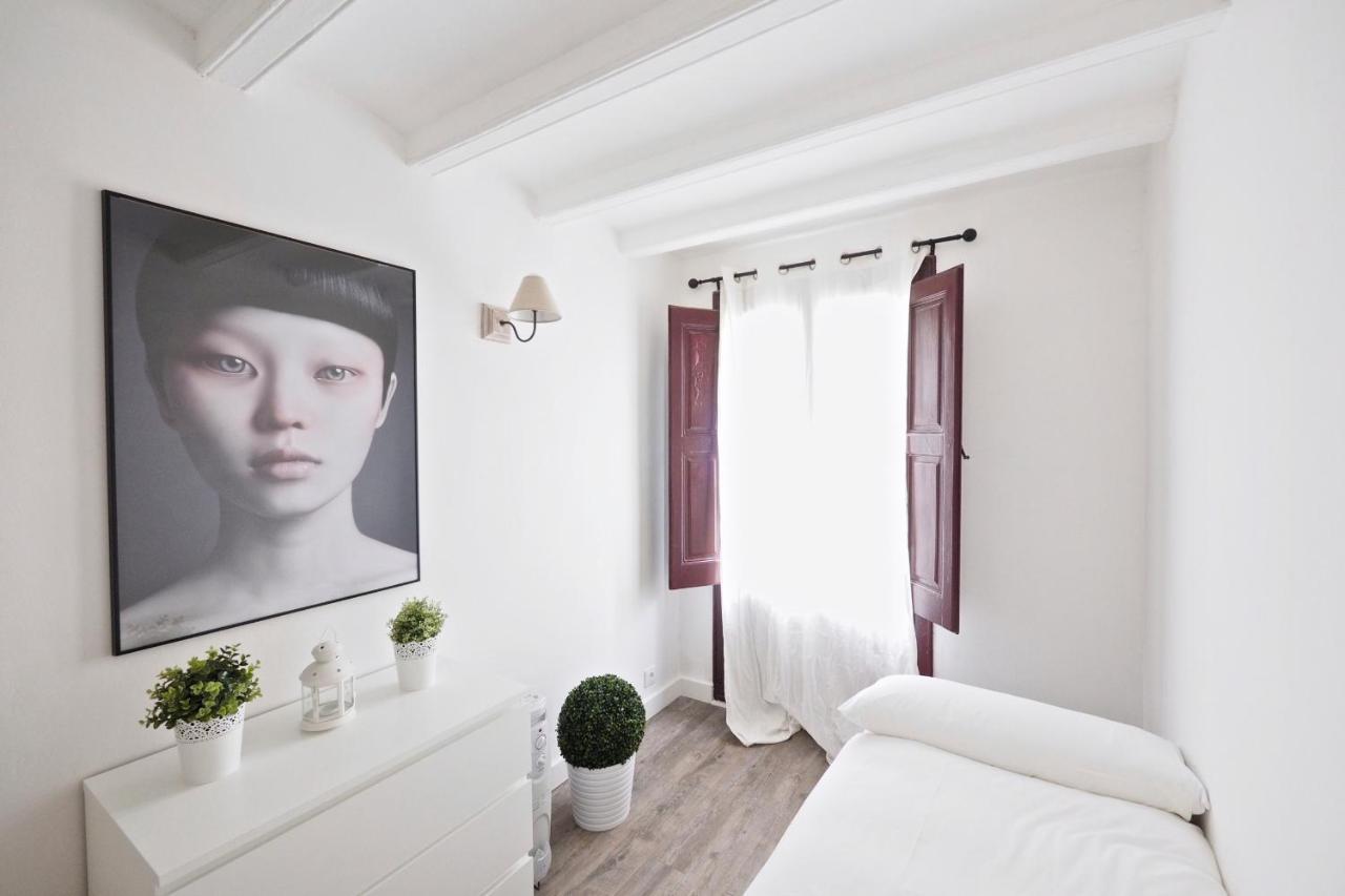 The White Flats Sant Antoni Apartment Barcelona Bagian luar foto