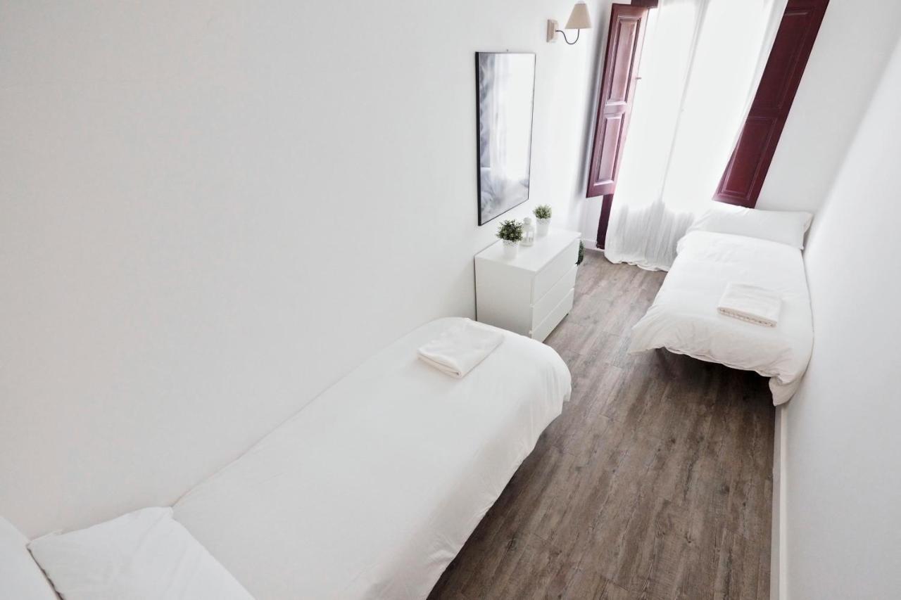 The White Flats Sant Antoni Apartment Barcelona Bagian luar foto